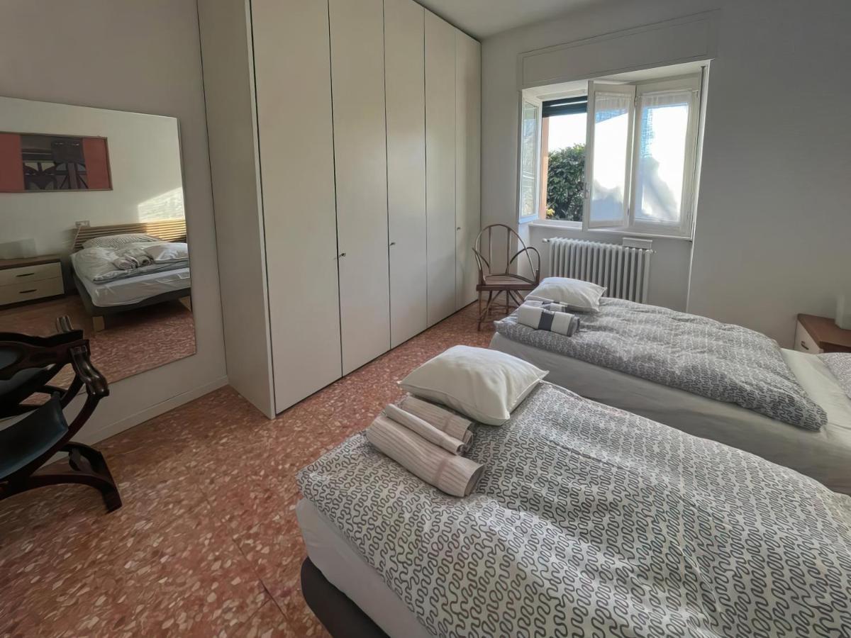 Casa Vacanze Le Violette Villa Brunate Eksteriør bilde